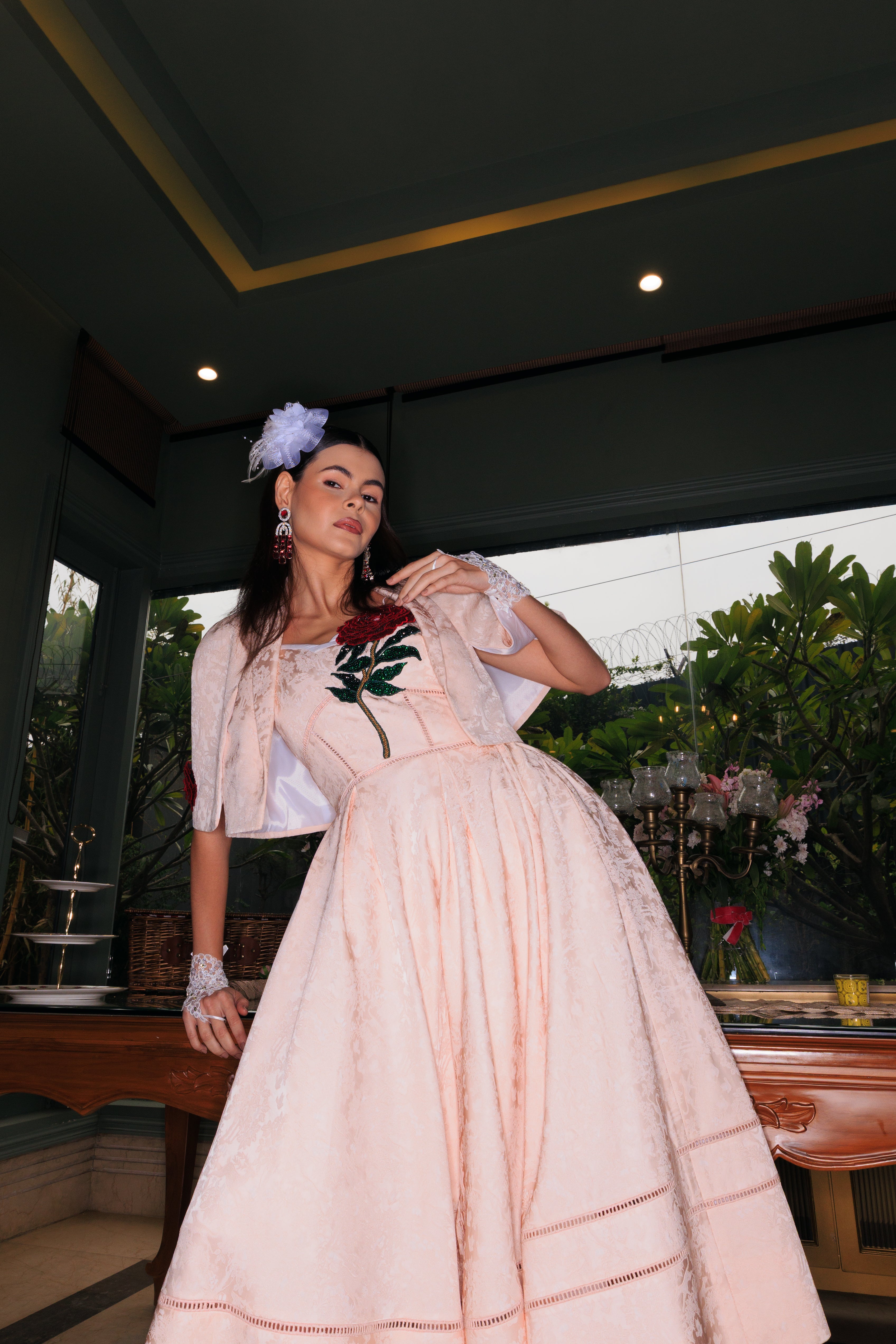 ROSE ACCENT LACE DRESS