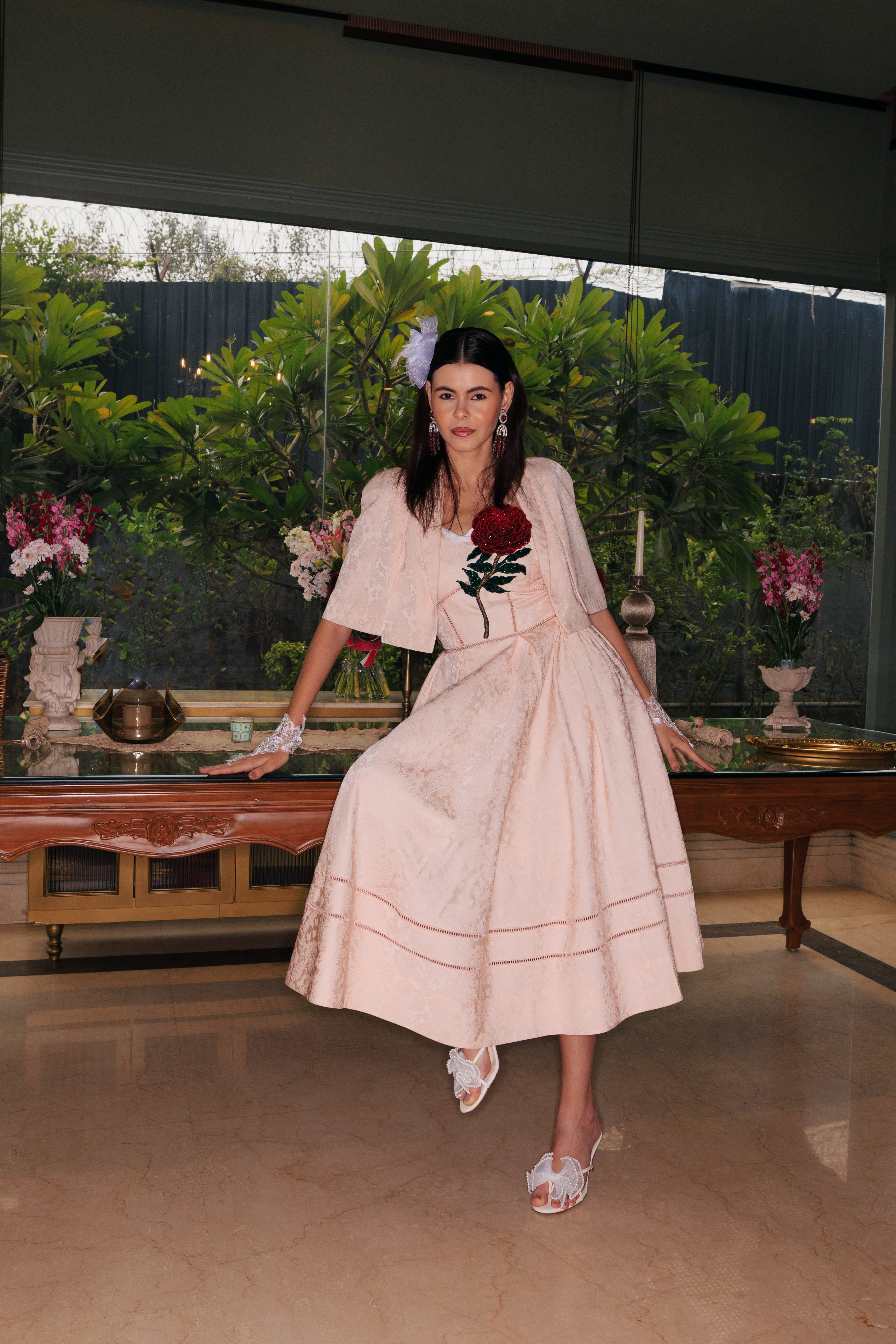 ROSE ACCENT LACE DRESS