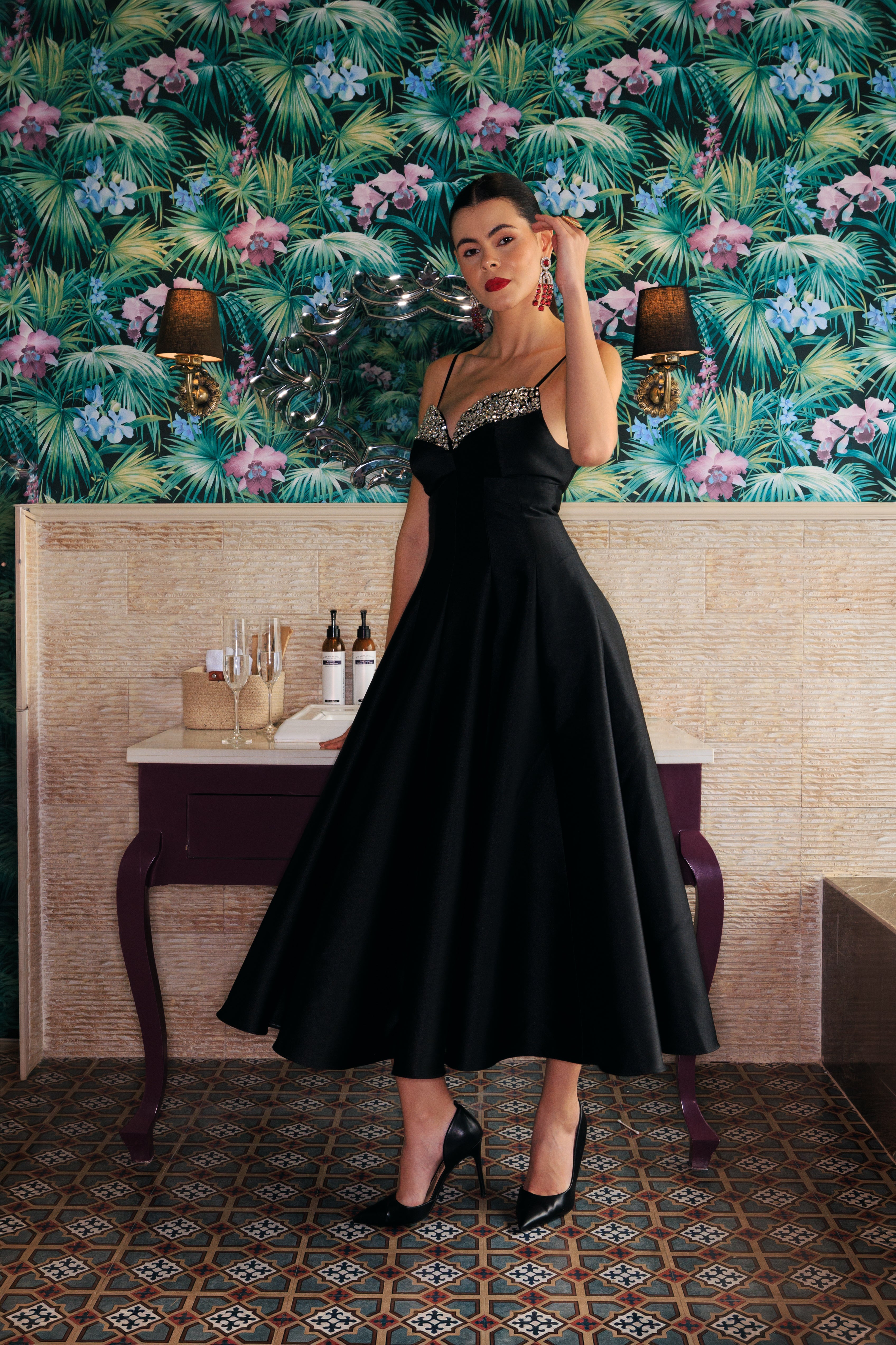 CRYSTAL BUST GOWN
