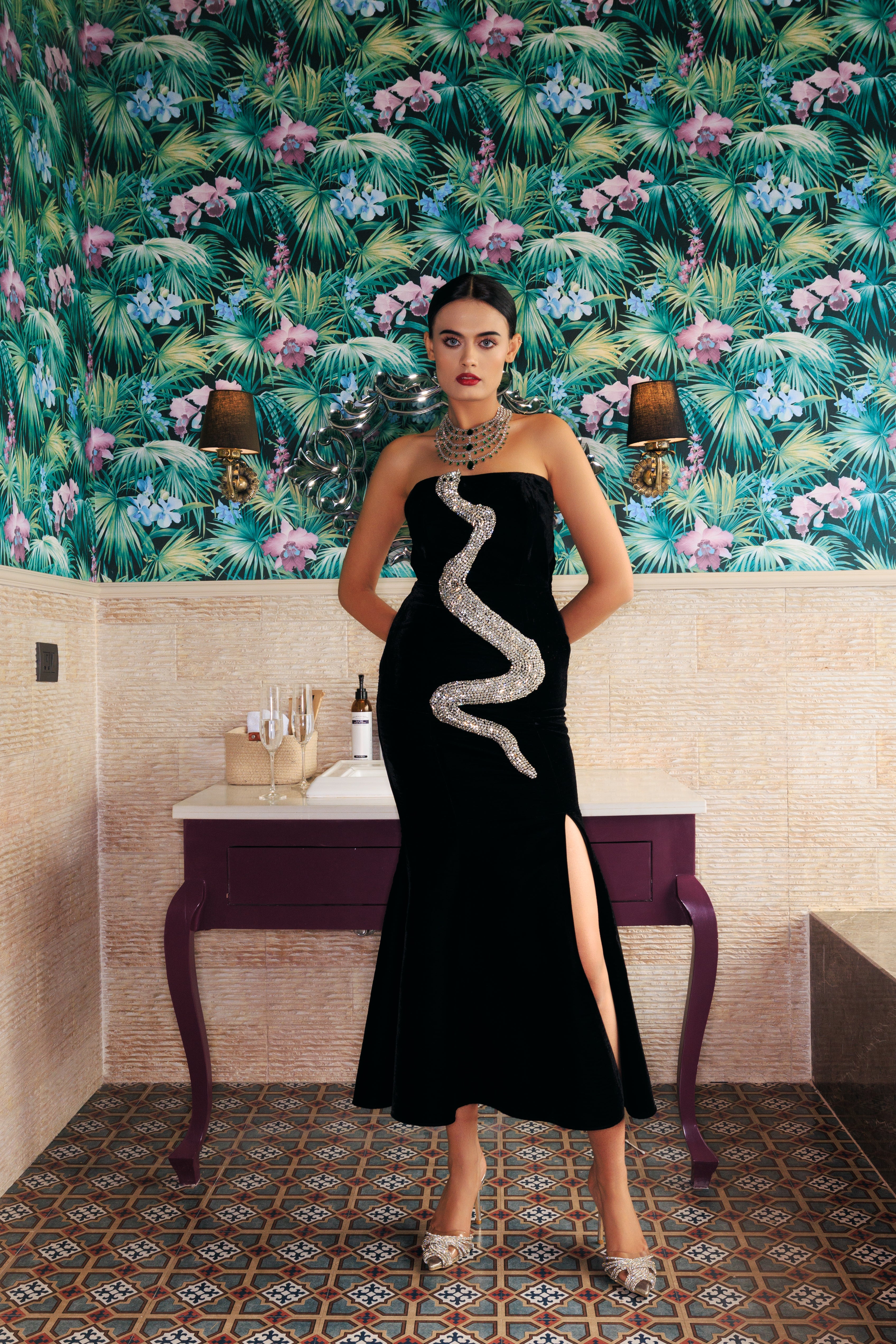 SERPENT VELVET SLIT GOWN