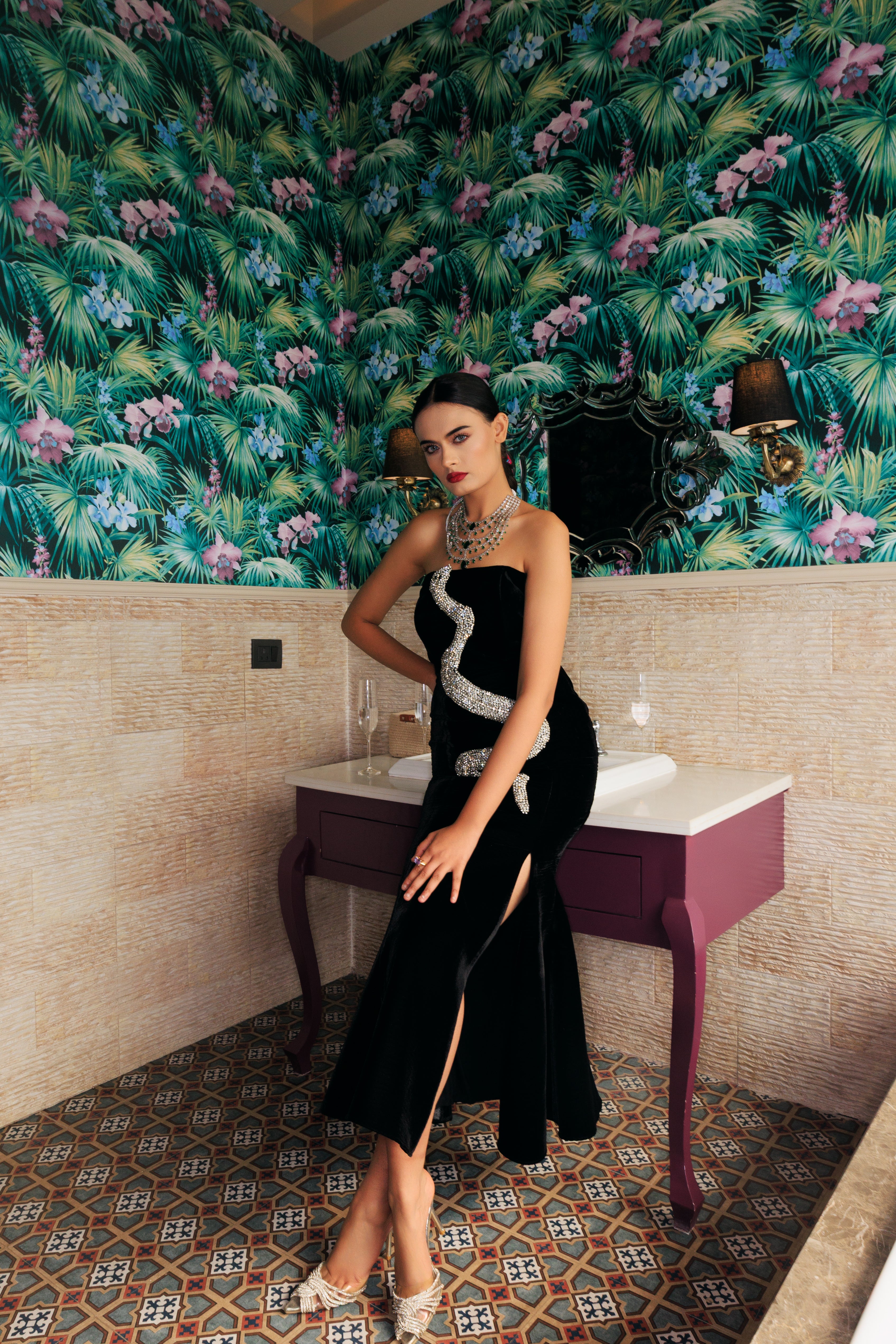 SERPENT VELVET SLIT GOWN