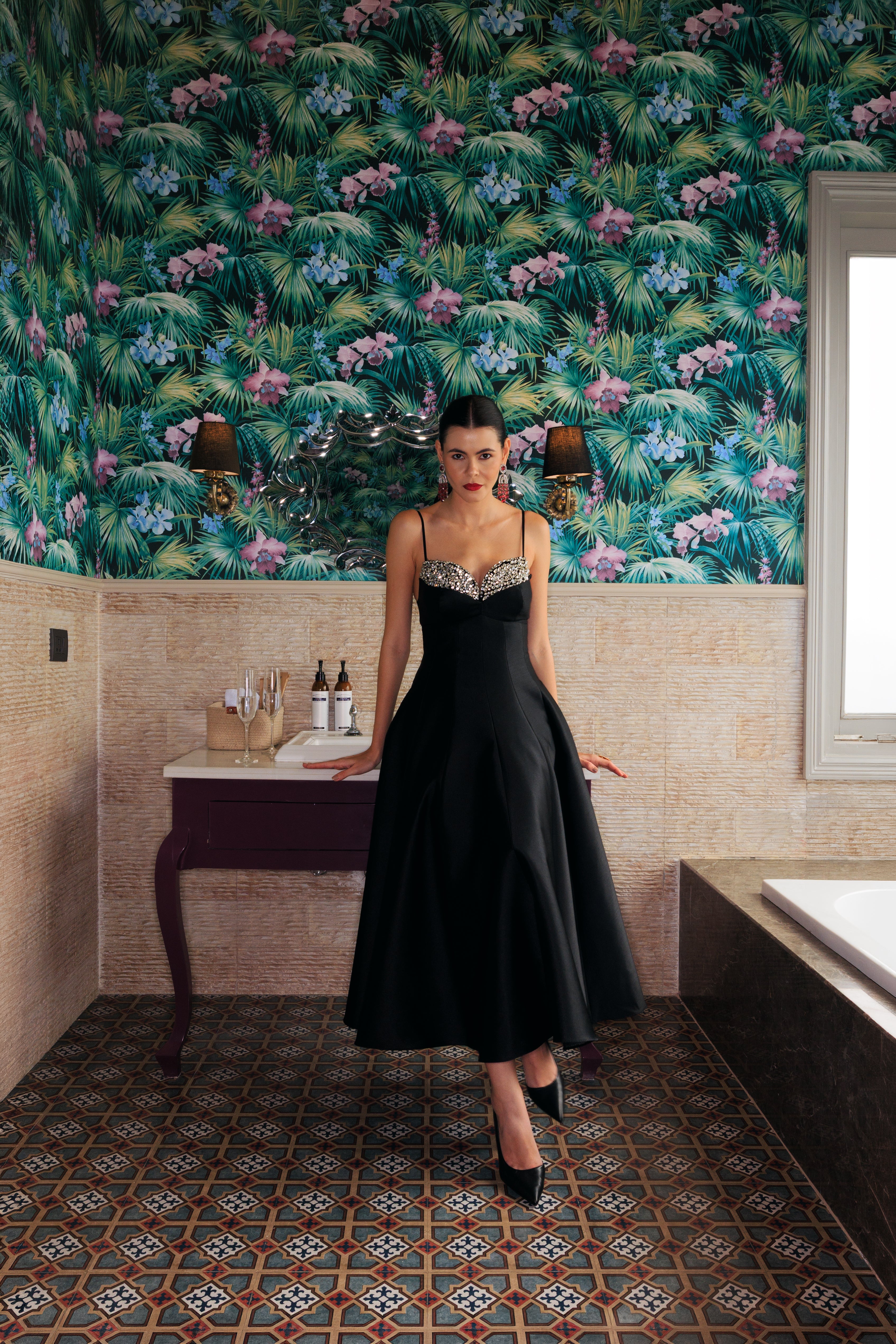 CRYSTAL BUST GOWN