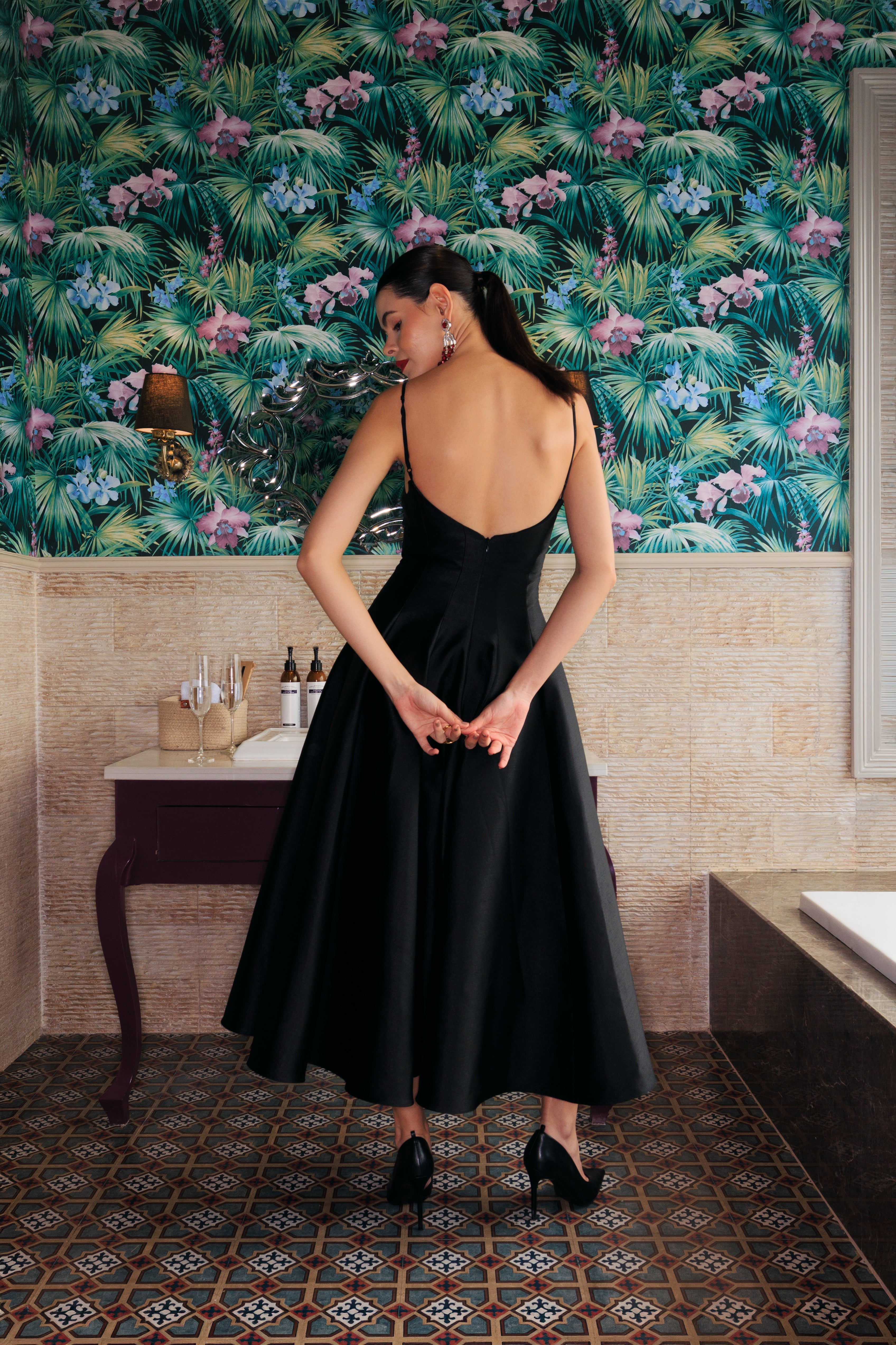 CRYSTAL BUST GOWN