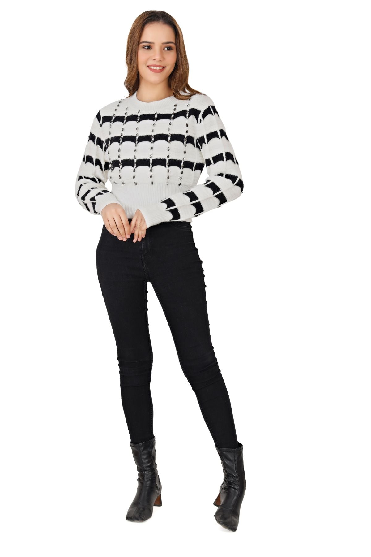 Embellished Knitted Crop Jumper - Black & White